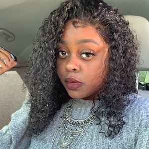 Meet your Posher, Danajia